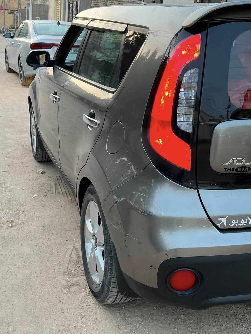 السلام عليكم صول ٢٠١٧حدثها بس دعاميه.شويه بارد بل جاملغ الامامي محرك 1600مكفول ماشيه ٦٤سياره نظيفه كلش تبريد ثلج مابيها اي نقص مكان السياره بابل المسيب السعر ١١٥ وبيها مجال ***********  ***********

