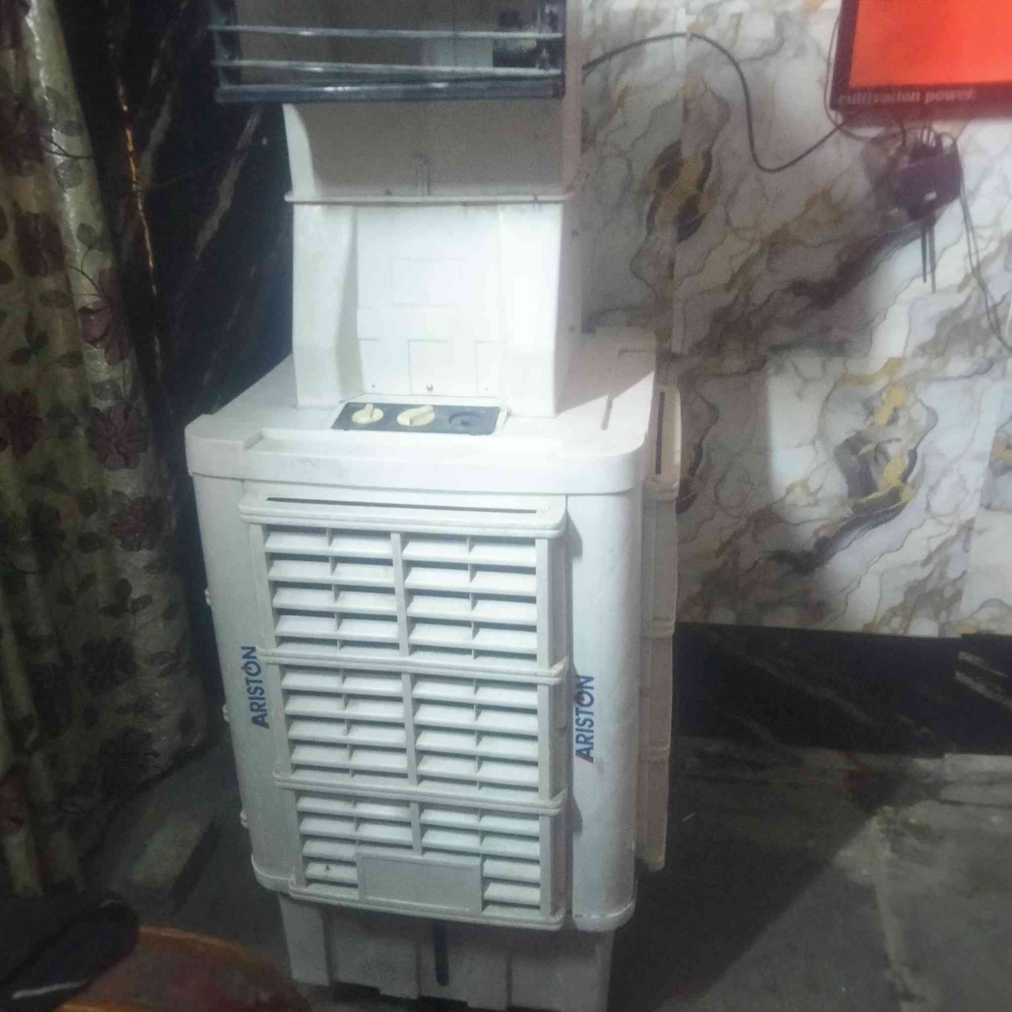 مبرده حجم 60البيع***********
