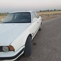 بي ام دبليو 520i • BMW 520i • سيارة كلاسيكية • بي ام دبليو 1991 • سيار...