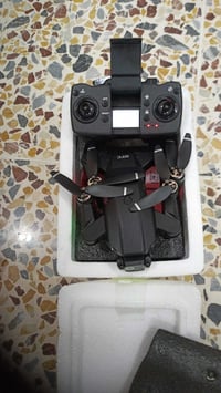 درون Pro SEL900 ​✨ أهم المواصفات والميزات: ​محركات Brushless: قوية، ها...