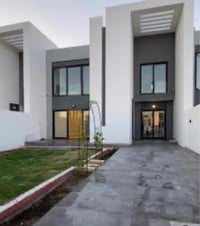 🔥🔥🔥🔥بيت  200 متر في مجمع البدور بوليفارد استلام 6-2027 بسعر 469 مليون ...