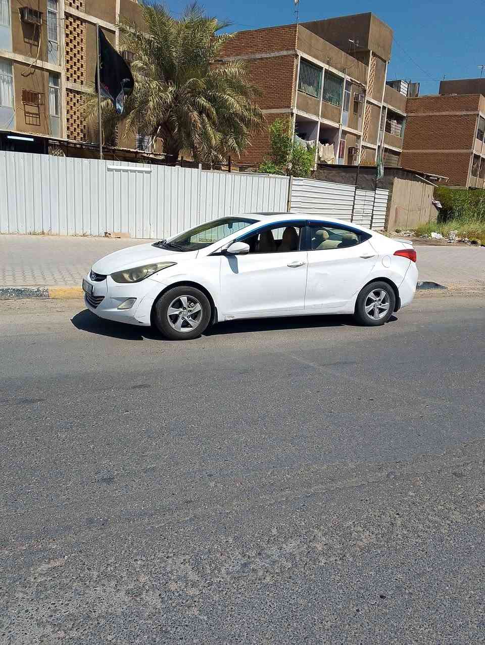 سياره النترا موديل ٢٠١٢ مضلع خليجي فول بصمه تشغيل بصمه ابواب باسمي رقم بغداد الحديث انجليزي سنويه لغايه ٢٠٣٠ بيها سونار وبعض طخات بسيطه مكفوله من الصبغ والضربه والتبديل ابلاديه إشارات بالمري فتحه بالقماره
تلفون *********** مكاني المحموديه
