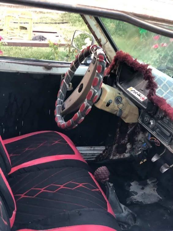 بكم 80 للبيع 
مسجلة رقم نينوى وكالة 
الكشر شوف العين 
محرك وكير خير من الله 
السعر 20 ورقة وبيها مجال حك الجية 
العنوان الشركاط الساحل الأيسر اسديرة وسطى 
***********
