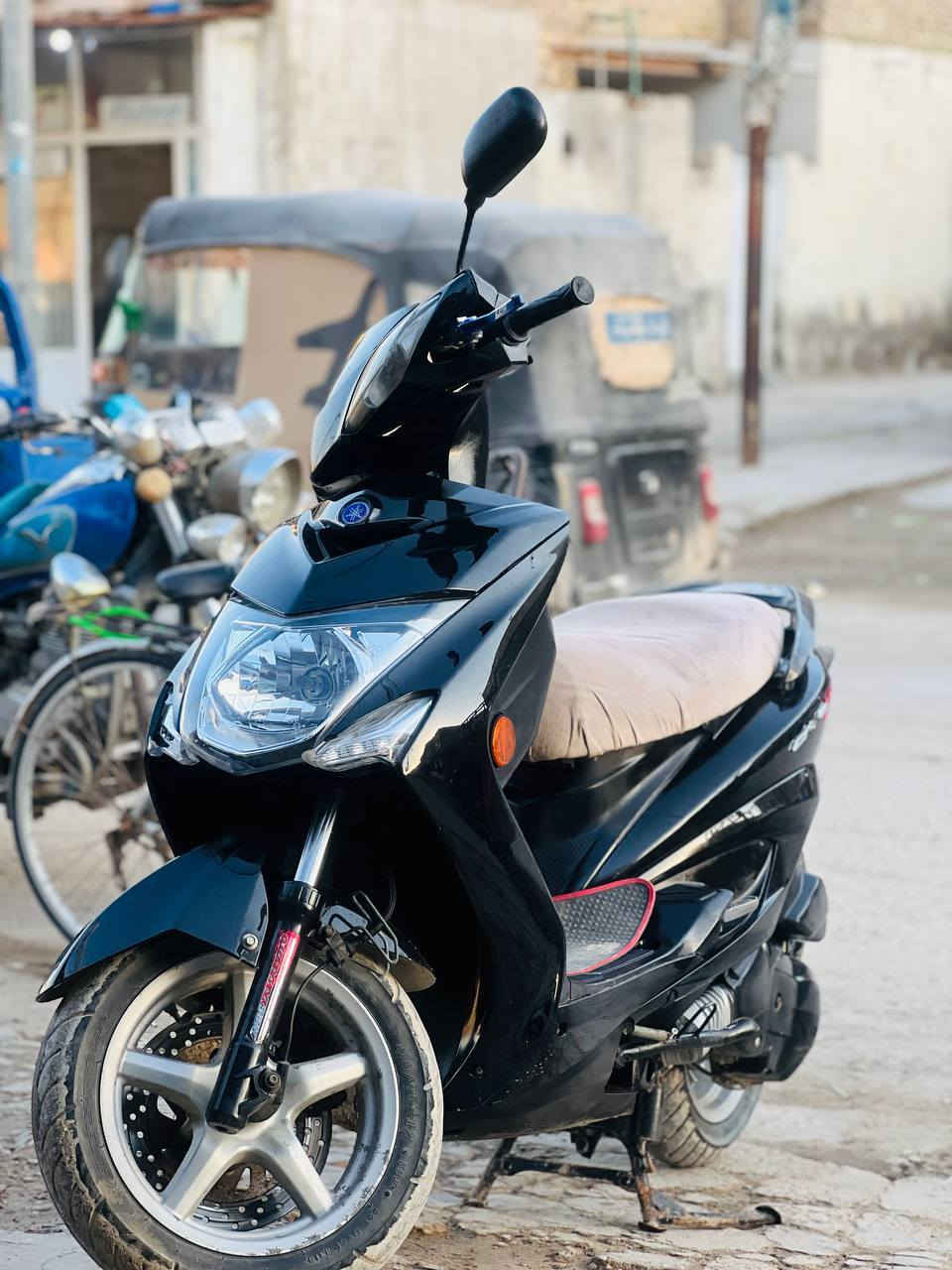 سكنس ياباني لد  نضيفه كلش اخت الجديده سعرها 1و600
العنوان بابل القاسم ***********
غير متواجد ماسنجر
