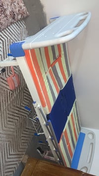 قريولة مستشفى • شبه جديدة • بلا عيوب