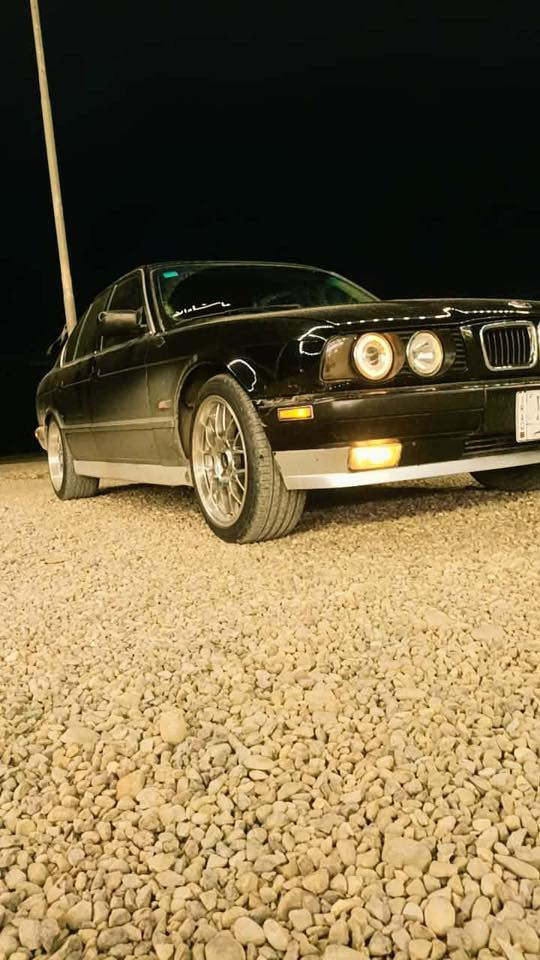 بيأم للبيع 535 بلادي اصل كير عادي 
مديل 94 مكينه 6 مفتوح 
تخم تاير ويل جديد صبغ جماليه
كهربائيات كامله ما بيها اي نقص  
مكان الاسحاقي 
السعر 48 وبيها مجال 
‏‭0782 484 8846‬
