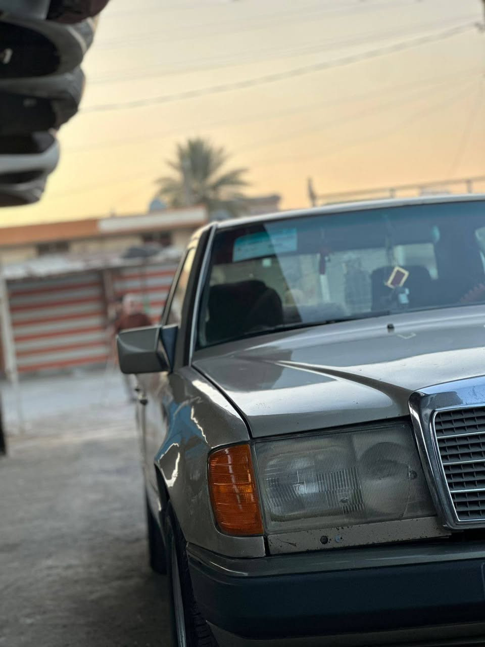 مارسدس دب موديل ٩١ محور بطه محرك ٣٠٠٠ رقم بغداد تريد شغال تخم تاير جديد صدر جديد ما بيه اي نقص دبلات سليمه قواعد سليمه السياره ما بيه اي نقص السعر ٥٥ بيه مجال تحويل نفس الوقت ***********
