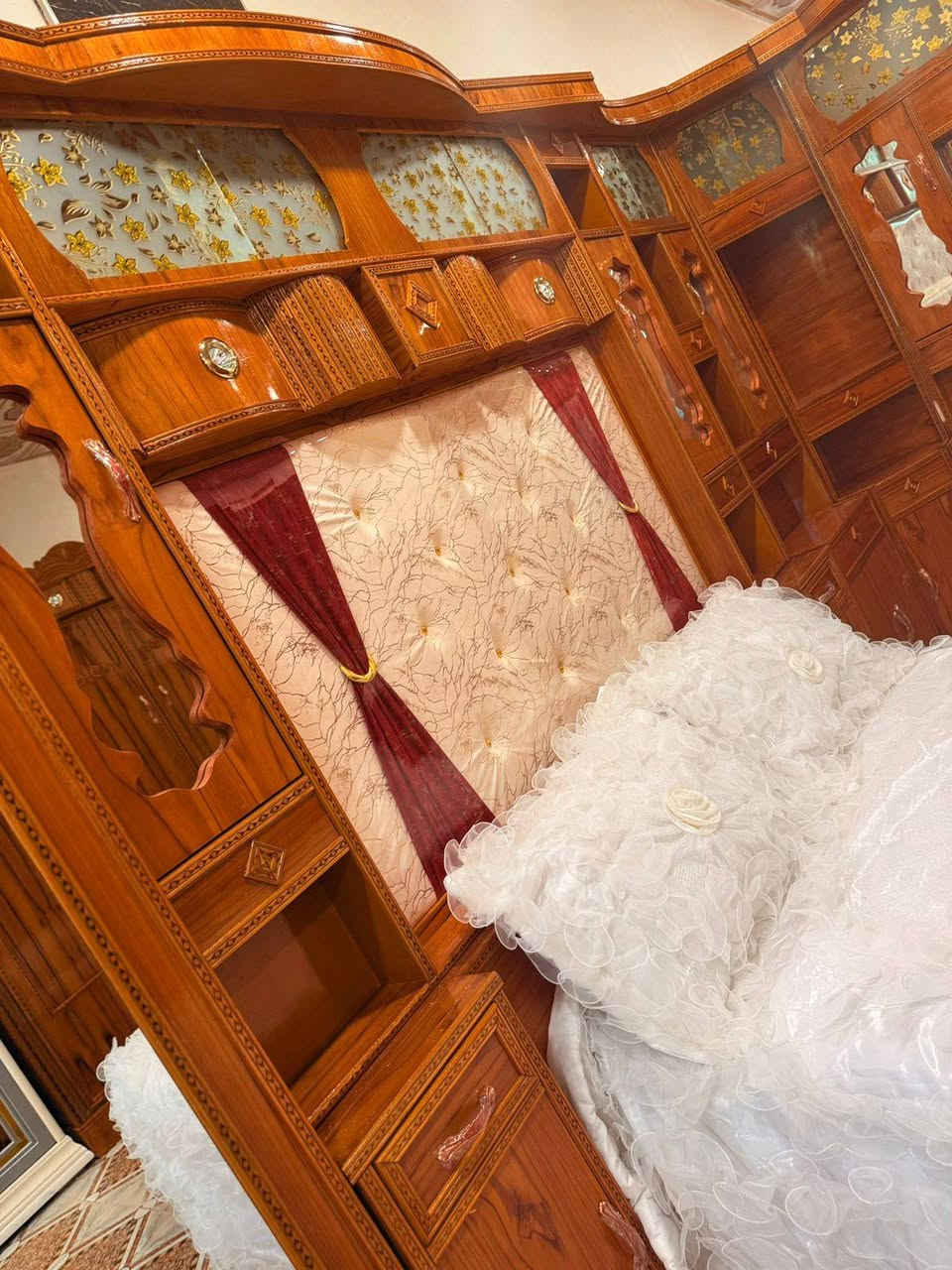 يعلن (معمل معرض الجشعمي )
غرف نوم للبيع بالنقد  والتقسيط 
غرفة نوم صاج عراقي 
السعر بالنقد مليون و350
القسط: خاص 

 للأســتفسار***********
‏(واتساب) 

كافه الموظفين الذين يمتلكون ماستر كارد
#للموضفين الدوله- والجيش - والشرطه - والمتقاعدين - والرعايه والحشد الشعبي
 
او زيارة موقعنا 🚗
 
#العنوان
الانبار- الرمادي-التاميم
