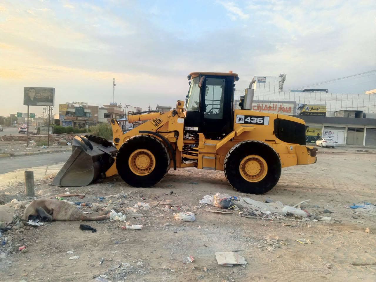 شؤفار جيسابي بؤ فرؤشتن للبيع حجم 436 موديل 2005
منافسه زؤر خاوينه هموگياني بأشرته 
 رقم تلفون *********** رقم تلفون ‏‪***********‬‏
