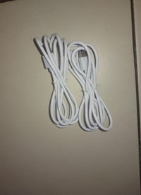 كيبل ايفون • درجة اولى • توصيل داخل مجمع