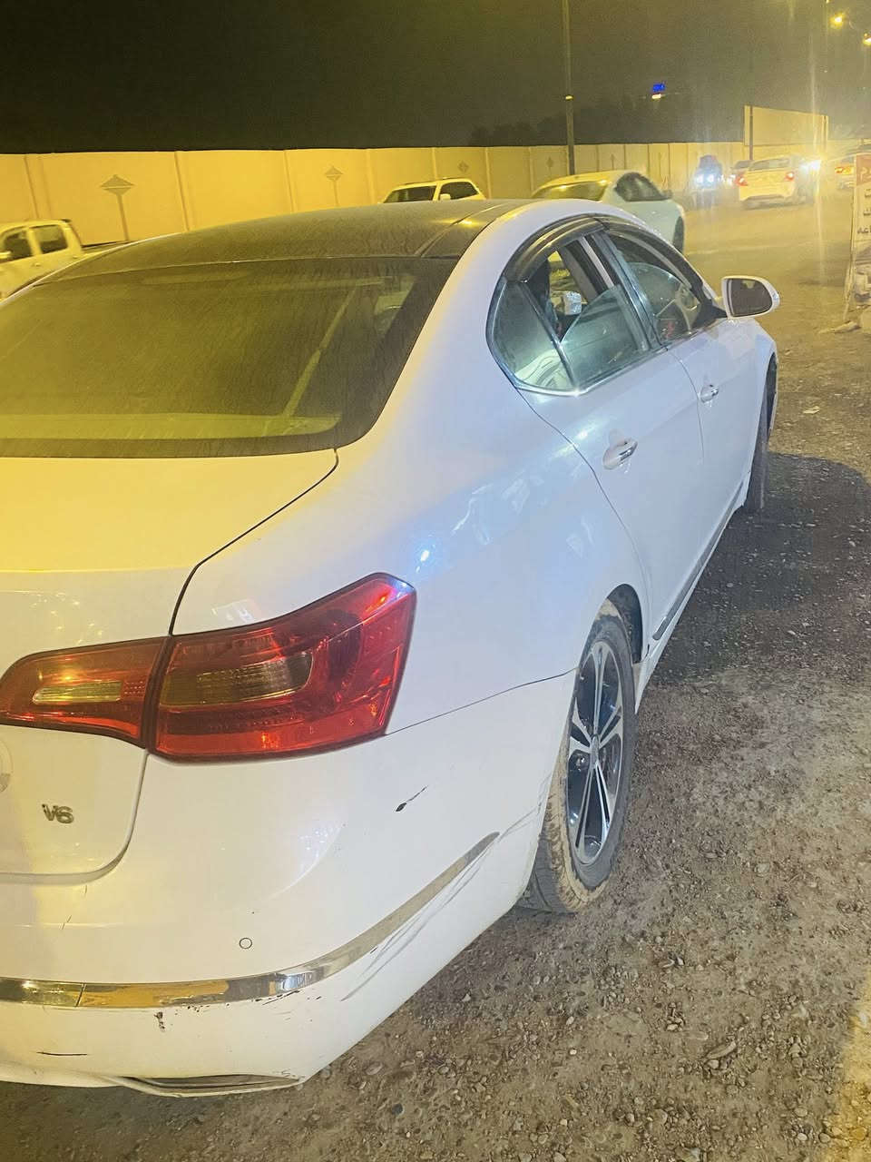 كادنزا موديل 2012بغداد خليجي
6 سلندر

فول مواصفات  
برده خلفيه كهرباء
صبغ بنيد وبيه ملاحضات بسيطه 
مكان السياره بغداد قرب جزيرة بغداد السياحيه 
السعر 108
رقم صاب السياره ‭0770 006 8655‬
مكلف بالنشر التواصل مع رقم صاحب السياره
