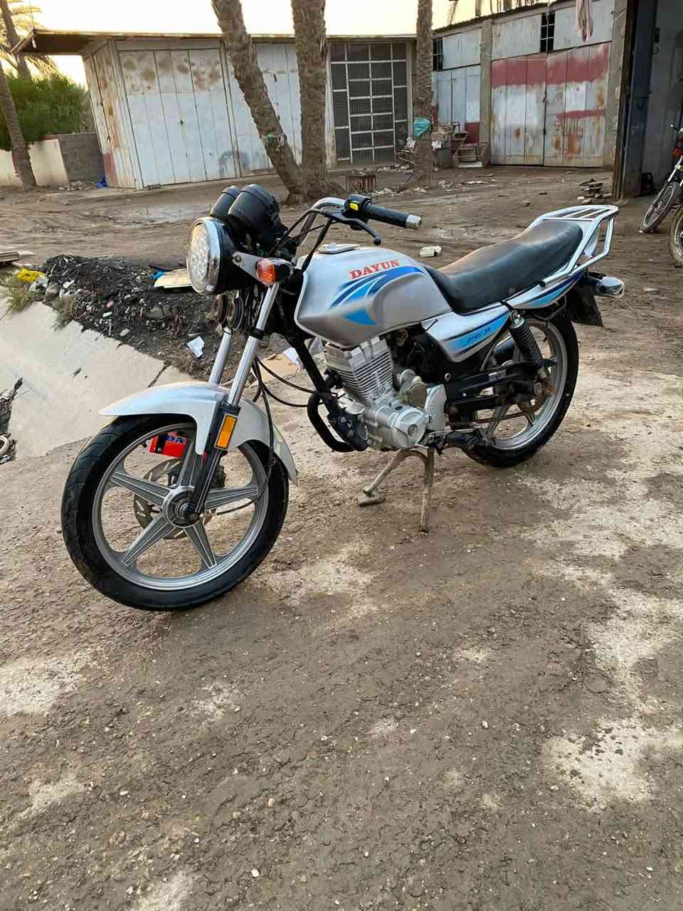 السلام وعليكم دراجه البيع موديل 19 اوراق سكنر مكينه مكفوله السعر 650 وبيهه مجال المكان أبو غرق قرب مرقد بنات الحسن التواصل***********
