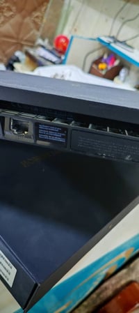 بلي ٤ سلم لوك ستيكر نظيف حيل وياه ٢ جوستك وقرص GTA وقرص طوبه للبيع الس...