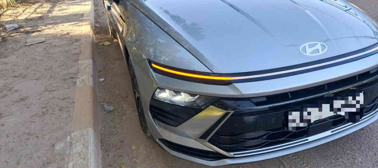 السلام عليكم 
سوناتا موديل 25 
وارد كوري غاز 
ماشيه 25 
رقم قادسيه بسمي 
بيه صبغ جاملغ امامي 
فول عدا الفتحه باقي مواصفات بالصور
السعر 206 وبيه مجال
***********
