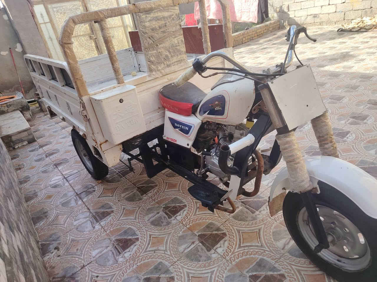 سلام عليكم ستوته للبيع موديل 18 محرك مامفتوح برغي مال ٢٢ ستوته جاهزه الشغل وراق كامله فلنجات جدد تواير جدد شاصي مكفول بدي مغلف حلو سعر خاص مكان ناصريه مركز شراي يجي خاص الاستفسار *********** المو شراي الايخابر
