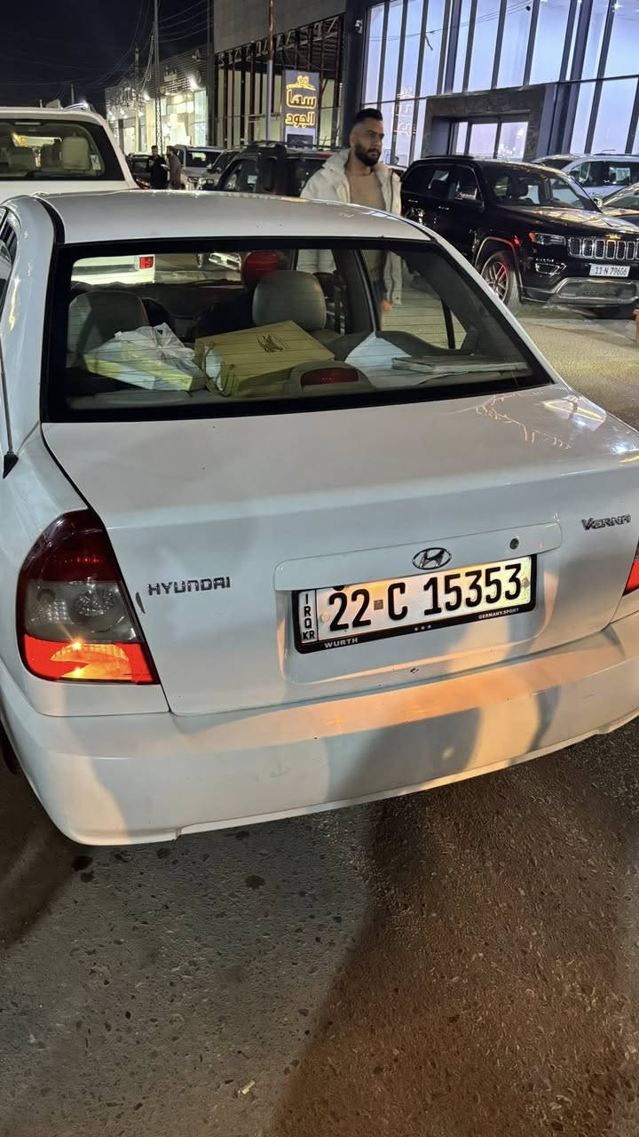 سلام عليكم فيرنا ٢٠١٠للبيع كير عادي سياره باسمي لا وكاله ولاباسم شركه تحويل ثاني يوم مكاني بغداد يرموك سياره بيها طخات وبيها باب صبغ والباقي كفاله ***********
