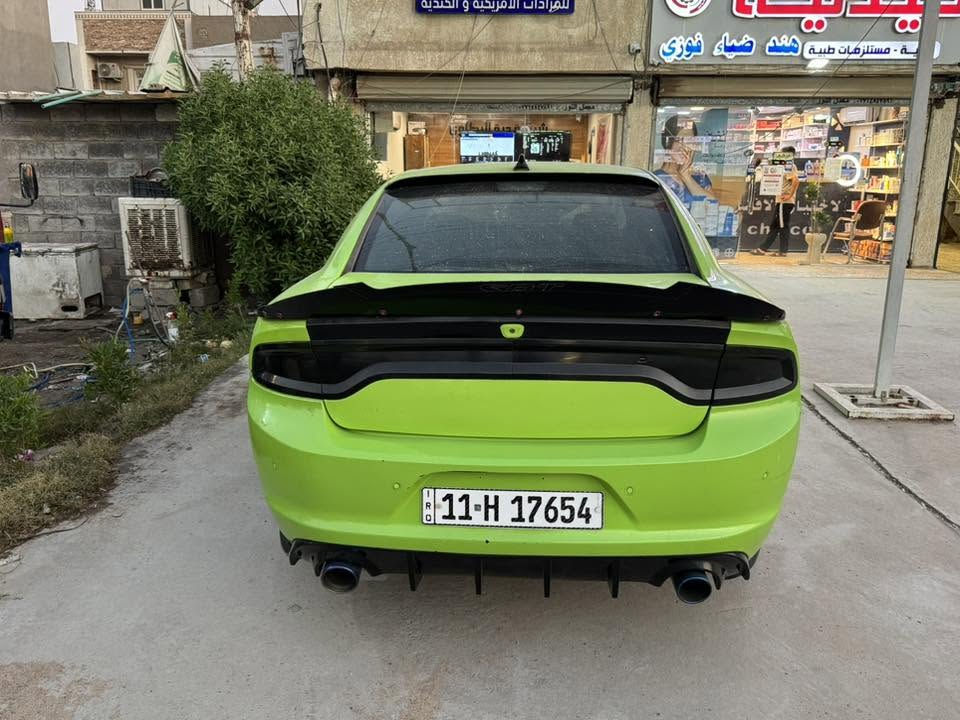 السلام عليكم 
جارجر موديل 2019 
sxt plus
حادثها الجاملغ الخلفي 
لون مميز 
مناقصها كلشي مسويلها ادامه كامله 
غرفتها حلوه وجديده 
لون مميز 
مكاني بغداد 
***********
