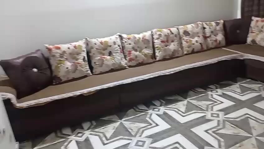 ديوان للبيع في حي السماح السعر 100وبي مجال قليل


**إذا كنت صاحب هذا الإعلان وتريد حذفه لأي سبب، رجاءا أرسل رسالة إلى الدعم الفني**