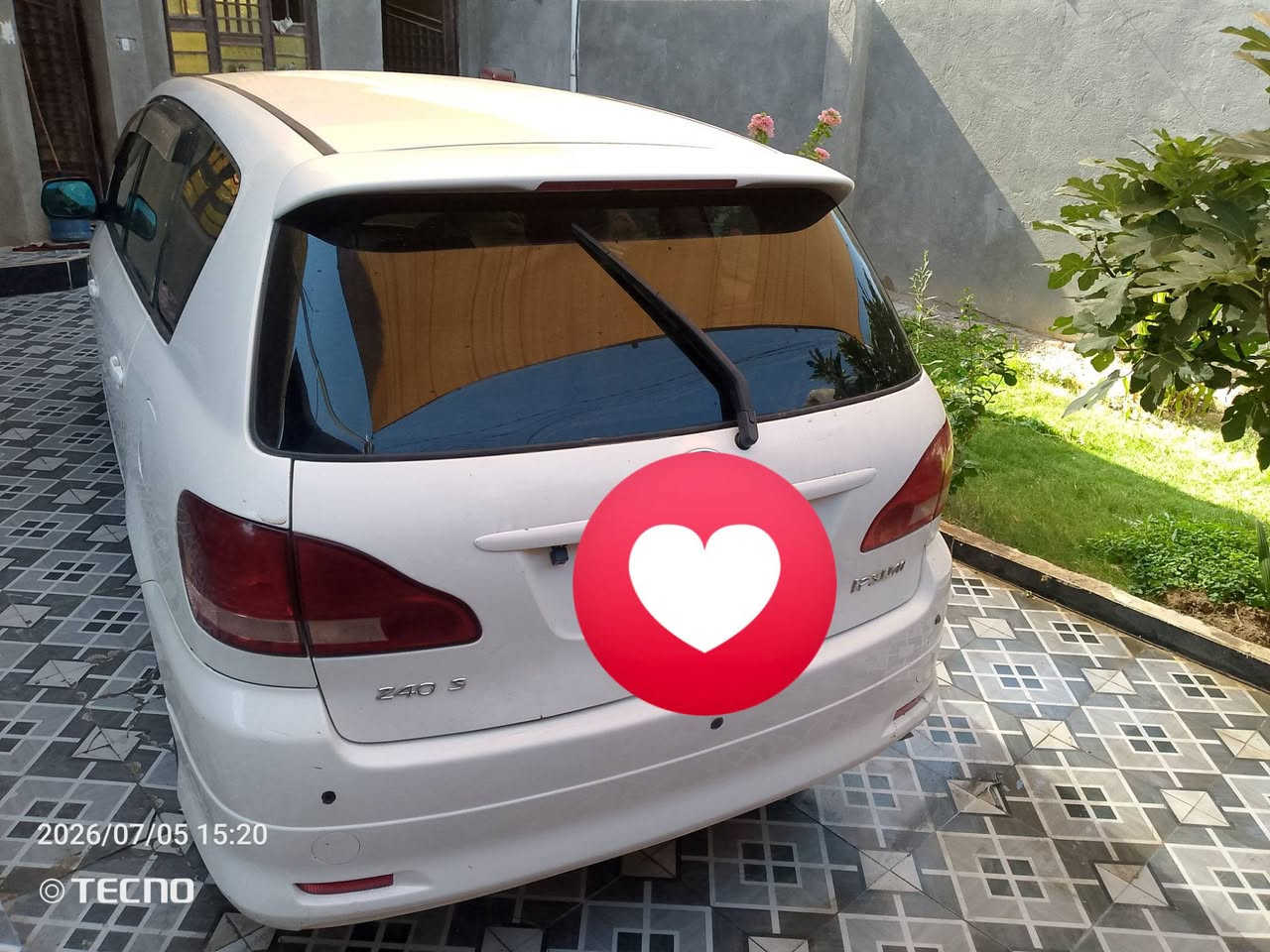 سلام عليكم
سيارة ابصم نضيفه شرط كير ومكينه مكفولات 
تو ويل 
رقم نجف تحويل ثاني يوم سنويه لغايت 2027
الناصريه غراف
السعر 110
رقم***********
