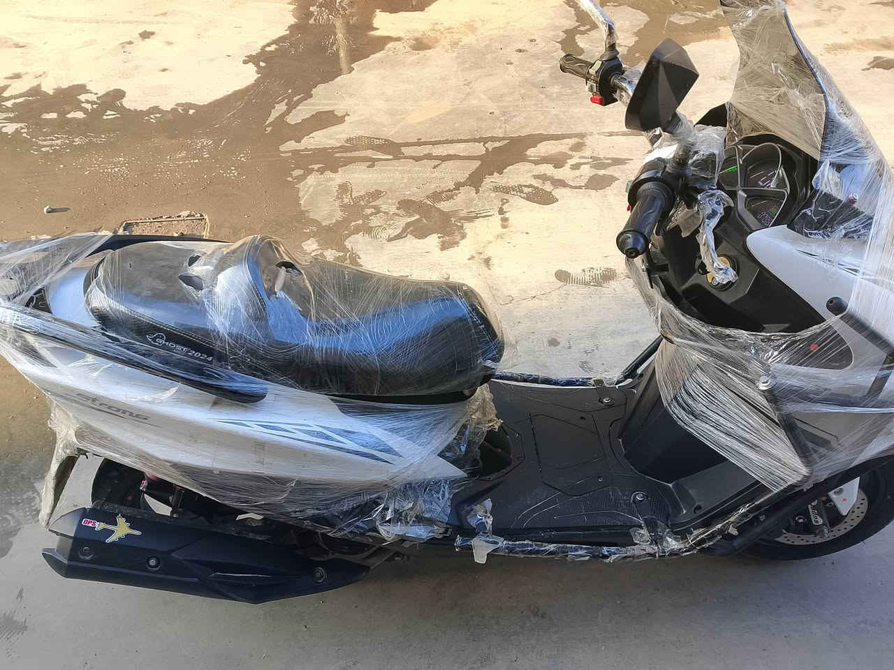 سلام عليكم دراجه سترنك موديل 2024 نضيفه اي انقص مابيه دراجه اللبيع اسعر 550 وبيه مجال للطيبين المكان بعقوبه جسر خرنابات مستعجل عله بيعته الستفسار عله هاذه الرقم او خا***********
