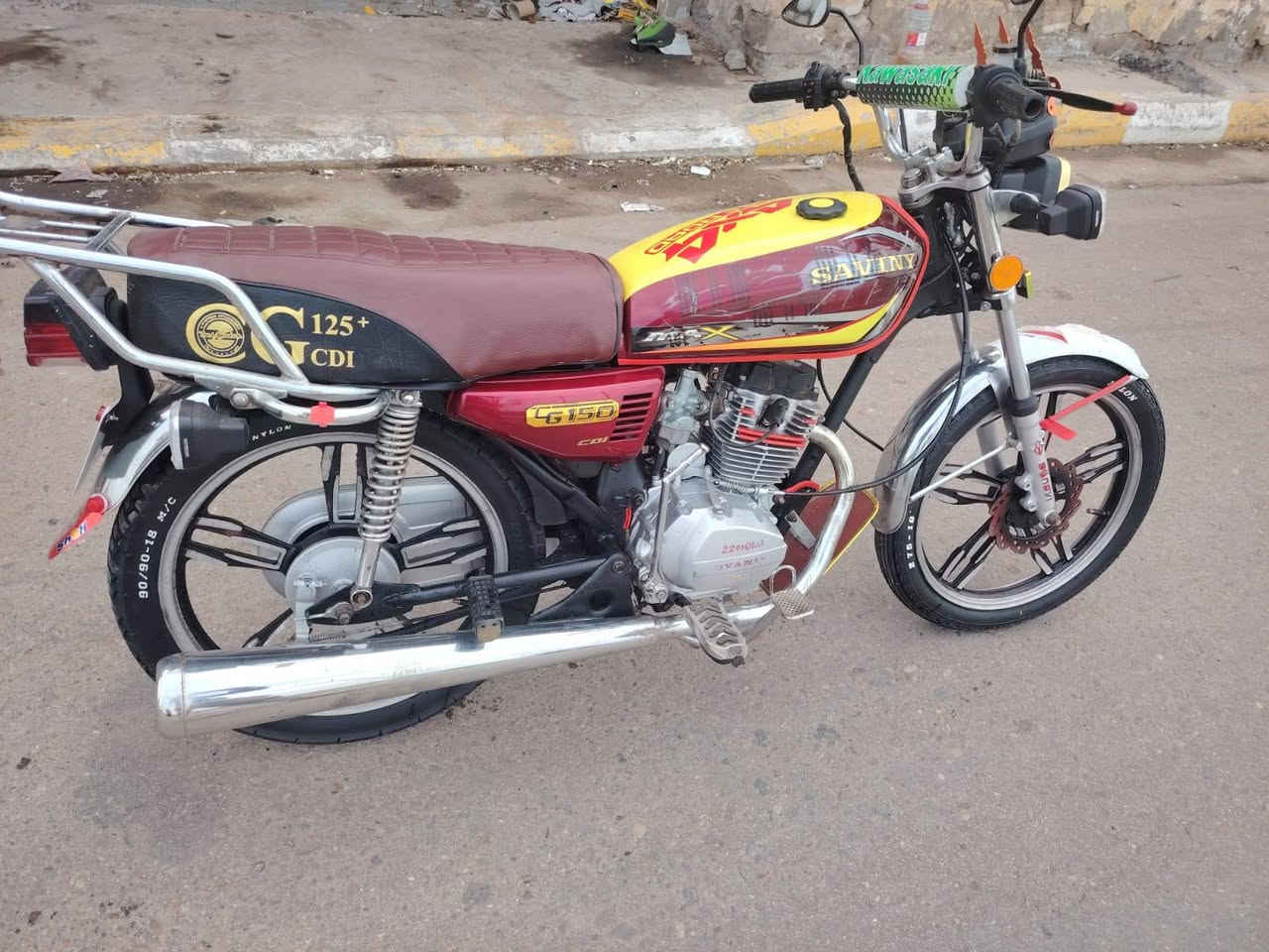 دراجه سيفان موديل 2021 اوراق منفيس
دراجه فول كله شغال مابي اي نقص 
السعر575 وبي مجال 
الاستفسار***********
المكان رمادي التاميم
