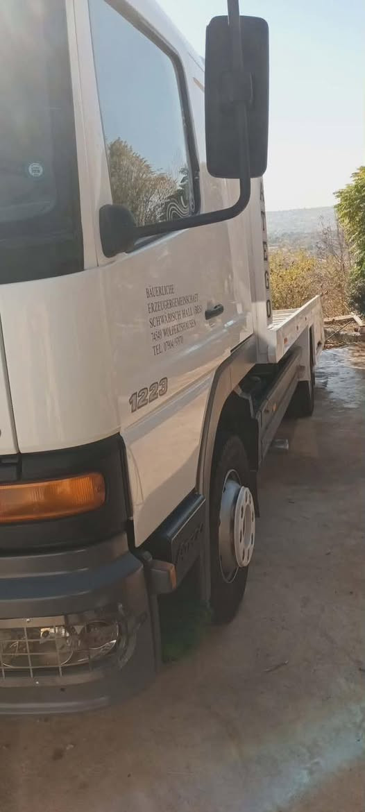 ليل بيع موديل ٢٠٠٣رقم السليمانييه با اسمى بدون صبغ  ماشيه ١٥٠الف كل  وزع شريكه  ما افتح واحد برغى ٦سلندر شمعه  كل سياره وضع بيلاد سعر 320$شويه مجال مكانى السليمانييه
***********
