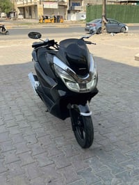 Pcx جيل ثاني ياباني كفاله عامه  KF حجم١٥٠ مكينه  دهن موتل بانزين محسن ...