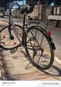 اسلام عليكم بيسكل نضيف حجم 26 اسعر 60 وبي مجال للشراي 07887449563 واتس...