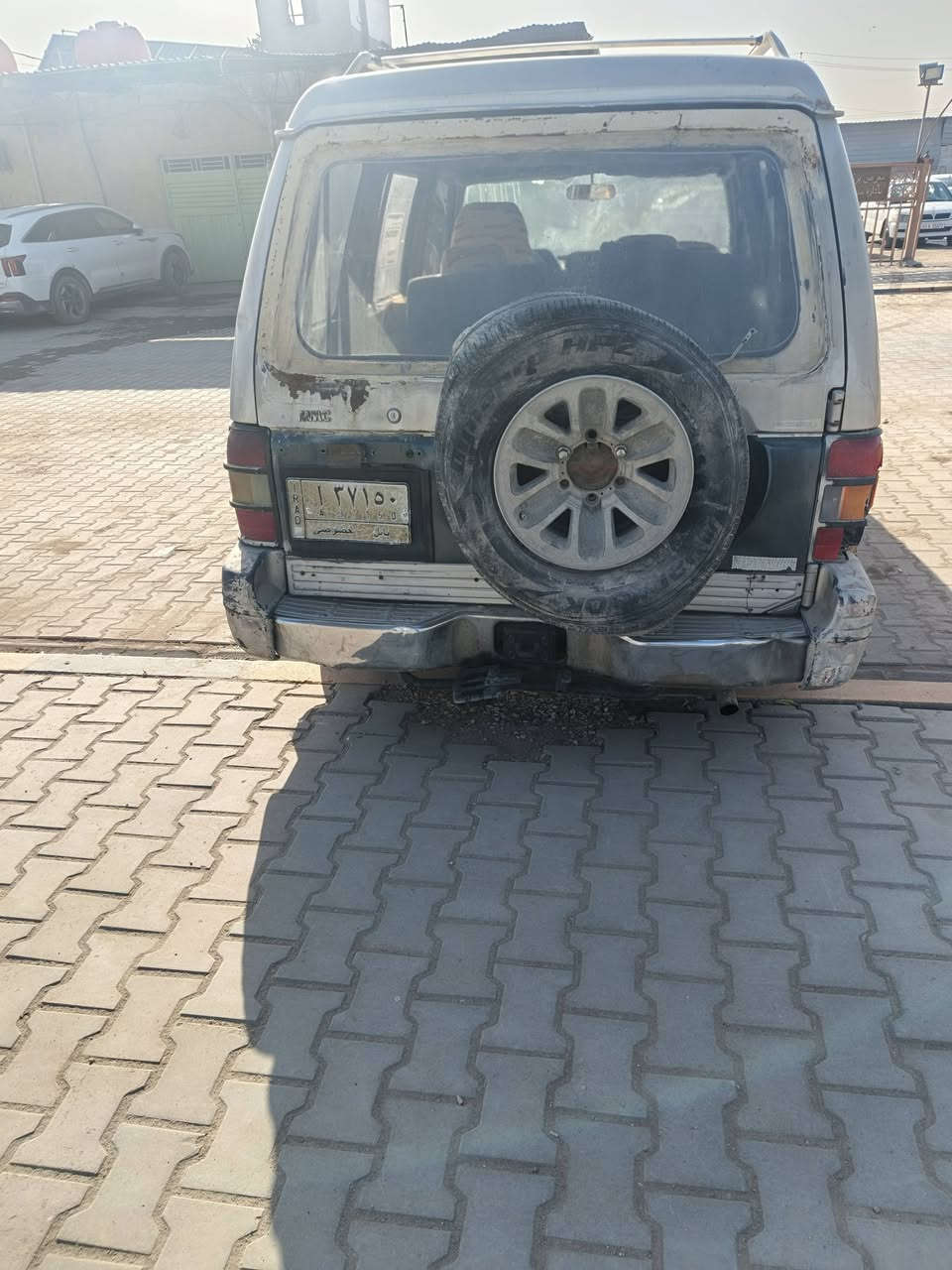 سلام عليكم باجيرو موديل 1993 رقم بابل الماني تحويل مباشر السياره كاز مكينه وكير جدد حداديه شواصي كهربائيات  تخم تاير     بيع او مراس  السعر 30.                 ***********
