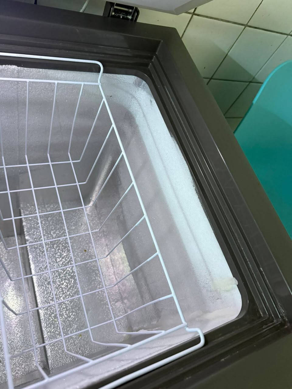 اغراض مستعمله ونظيفه للبيع
مجمده ١٨٠
ثلاجه ١٨٠
طباخ ١٧٥
كاونتر ٦٥
صوبه زيته ٦٥
عارضه ب٢٨٠
للتواص معي ع الوات ساب ***********
