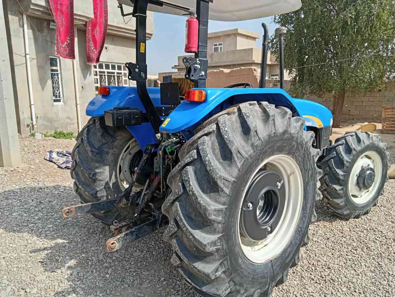 سلام عليكم مكينه نيهولند 80كله وضع الشركه موديل 2023سليمانيه مكفوله مع عده. ***********
