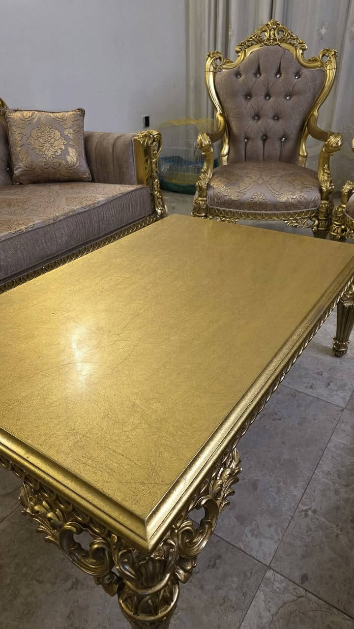 تخم تركي زان ملكي دزاين إيطالي حديث اخو الجديد ١٠ مقاعد وطبلة وسط 
 مليونين قفل 🔐 ***********
