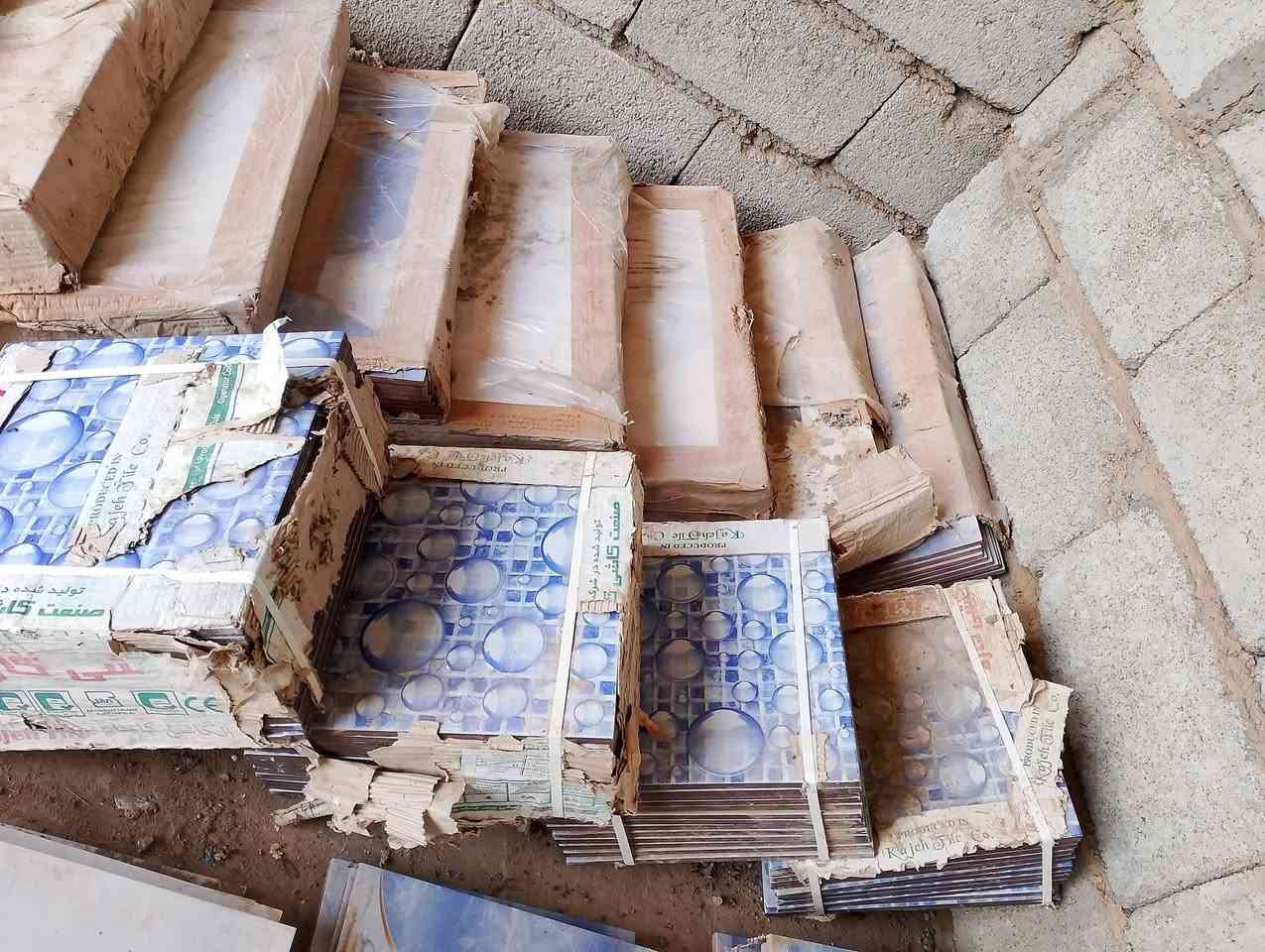 السلام عليكم مكلف بالنشر
يوجد سيراميك  20كارتون جداري بالاضافه الى 4كراتين ارضي سعر المتر 5الف وبي مجال مال صحيات   الشراي يتصل بالرقم خاص ماكو‏ اخوان
‪0782 914 4676‬‏
