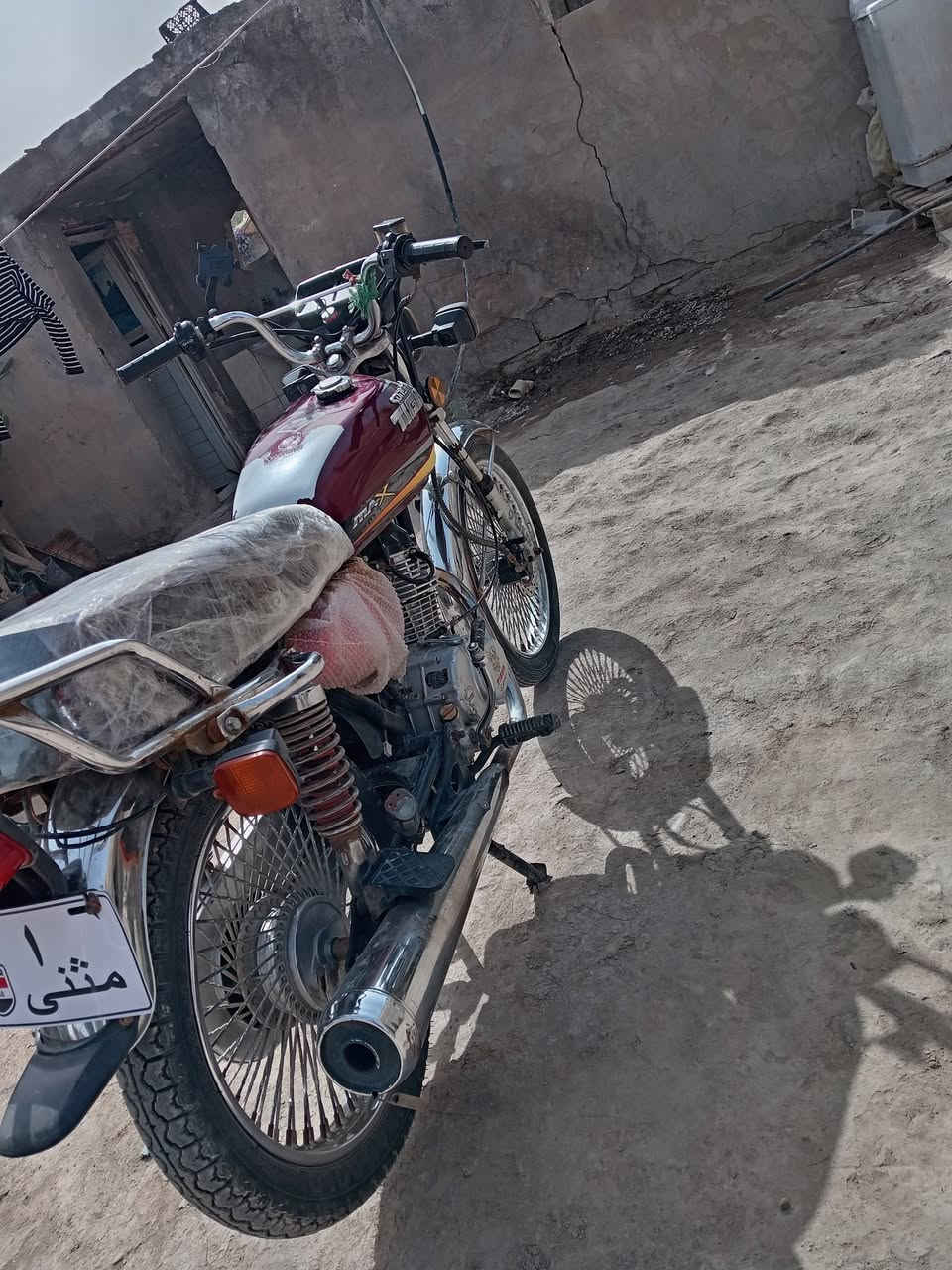 سلام عليكم دراجه للبيع موديل ٢٢ كفاله عامه أوراق سعر ٥٥٠ بيه مجال مكان بابل لحمزه الغربي للاستفسار ***********
