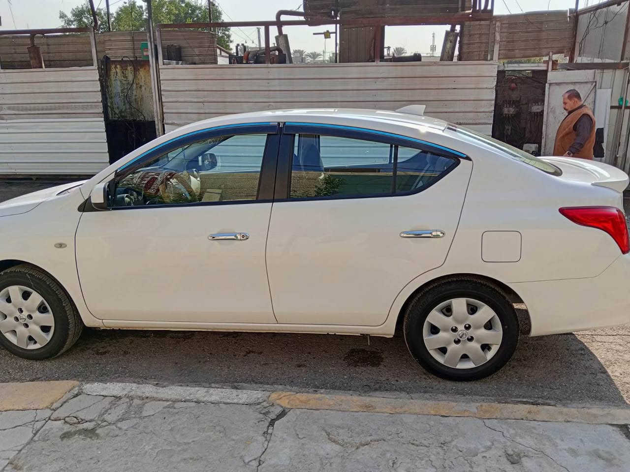 سيارة سني البيع موديل 2024 هندي رقم اربيل جديدة بسمي ماشيه 4180 ام ضمان شركة مقفل من كلشي ام دوشمه كشنات مع راضيه
0777 227 6412‬ بغداد, العراق
