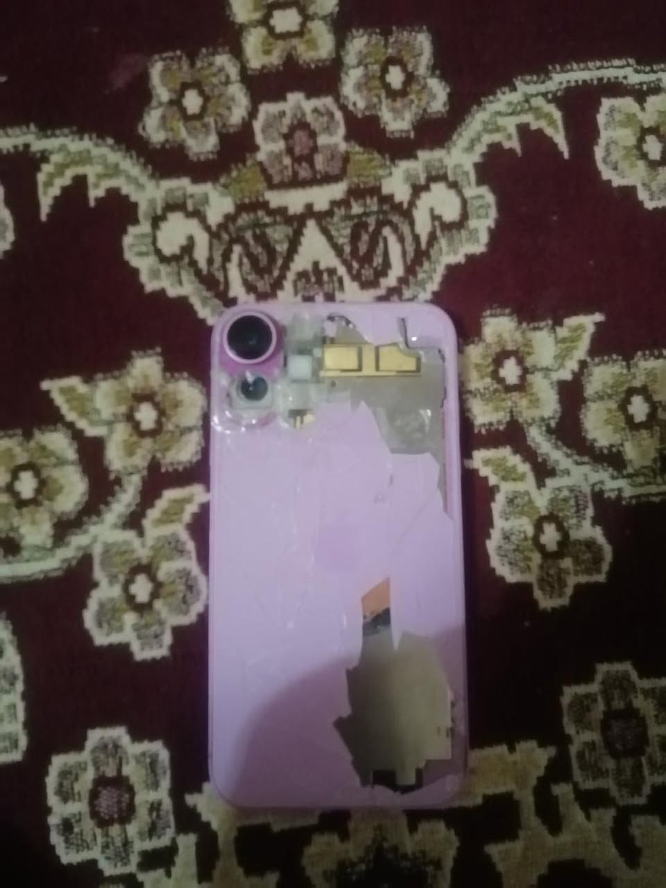 للبيع iPhone 11 – 128 GB
📍 الحالة: شغّال بالكامل (بطارية ممتازة – كاميرا تمام – مفتوح على كل الشبكات)
❗ الضهر مكسور فقط (واضح بالصور)
✔️ السعر: 210,000 د.ع (قابل للتفاوض المعقول)
📸 صور واضحة موجودة
جهاز مبدل شاصي ١٦عادي تكدر ترجع بسعر مناسب جدا تواصل خاص


**إذا كنت صاحب هذا الإعلان وتريد حذفه لأي سبب، رجاءا أرسل رسالة إلى الدعم الفني**