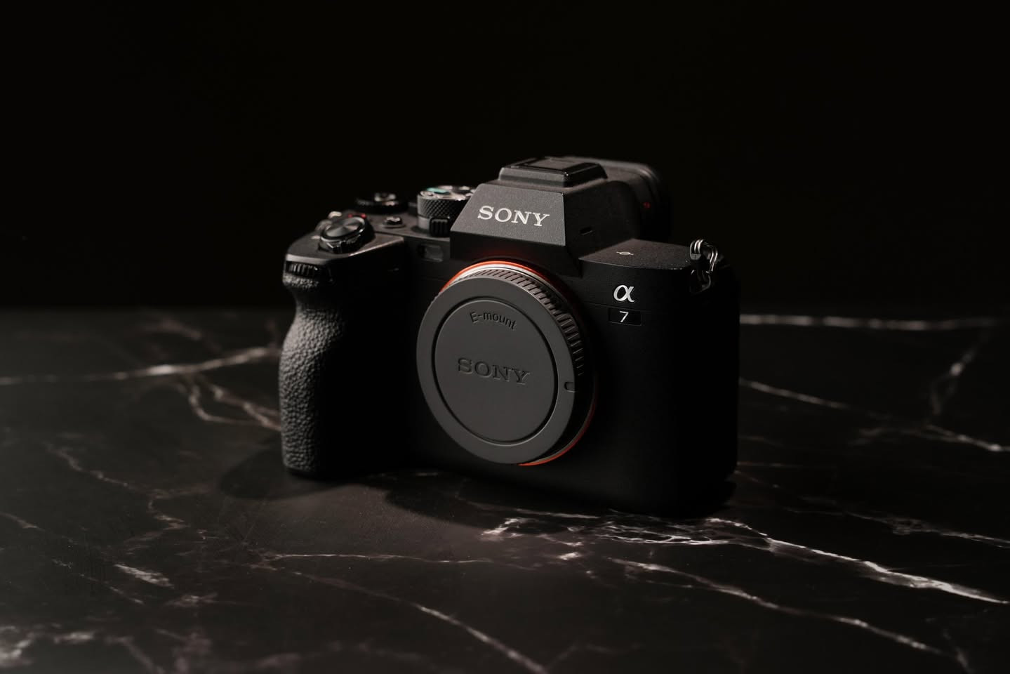 السلام عليكم
سوني a7iv للبيع 
شتر 15k نظافه 100/100 كامل ملحقاته الاصليه 
السعر مليونين و 300 الف بي مجال جدا بسيط 
مكاني الموصل توصيل موجود


**إذا كنت صاحب هذا الإعلان وتريد حذفه لأي سبب، رجاءا أرسل رسالة إلى الدعم الفني**