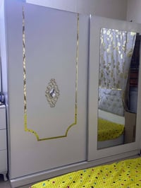 طقم ٥ قطع • بنيه ممزوجه • خدوش