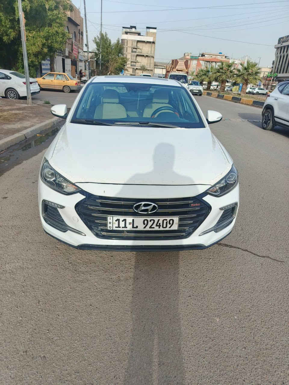 السلام عليكم 
الانتره 2018 خليجي فول مواصفات عده البصمه
محرك  2000 دوش 
مكينه وكير وتبريد وحداديه كله مكفول 
بدون حادث بدون صبغ سونار مرفق بالمنشور
سياره ع وضع الشركه جديده 
مكاني بغداد حي النصر
السعر 140 
***********
