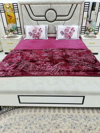 عندي غرفة نوم تركي مستعمل قليل اخت الجديدة العنوان بغداد رقم التلفون 0...