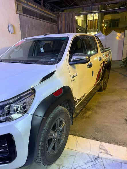 بيكم هايلوكس 2024
المحرك:- ٦ سلندر
الون:- اابيض 
فئه:- SAS
ماشيه السياره :- 38000
السياره بحالة الوكاله والنظافه ١٠٠٪؜
المواصفات:-
رقم بغداد 
مري تنطبك اوتو 
شاشه تدعم كار بلي واندرويد اوتو
شاحن وايرلس 
قطعتين تبريد 
بصمة ابواب
كاميرات محيطيه ٣٦٠ درجه
حساسات ٣٦٠ درجه
بنيد جكات
البدي اناره داخلبه
منفاخ بلادي مال شركه 
شاشة اعطال ذكيه
لايتات بدي بلادي مال شركه
لد داخلي بجميع الابواب 
السياره عليه ادامه جديده 
عليه تخم تايرات جديد 
السياره مكفوله كفاله عامه لا ضربه ولا بارد ولا حار السياره مال بيت وبلعافيه على الياخذه السياره بسمي وشرط التحويل 
مكان السياره بغداد 
الرقم :-‏‪0771 236 3620‬‏
