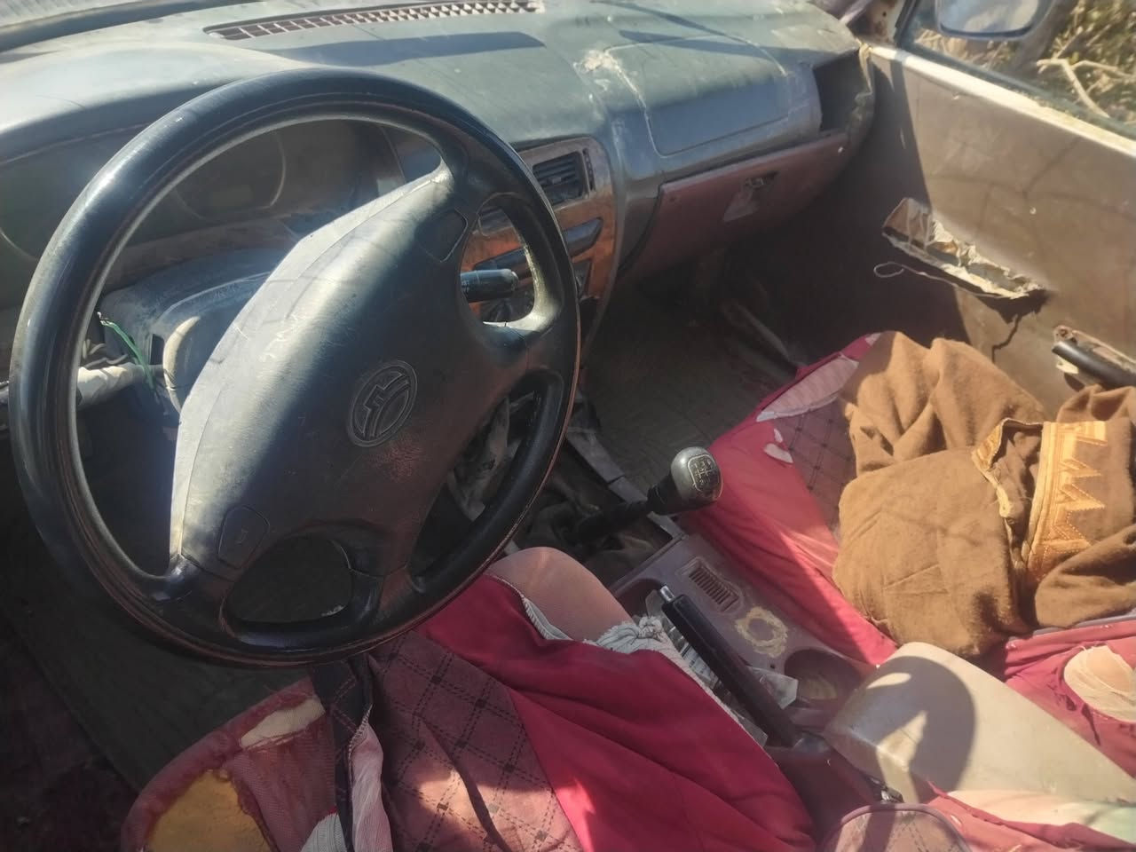 دير ٢٠٠٨ اوراق مكينة كير تخم تاير دواخل نظيفة حدادية بلجيس السعر ١٣ وبيه مجال مكان السيارة الشطرة الدواية الاتصال على الرقم ***********
