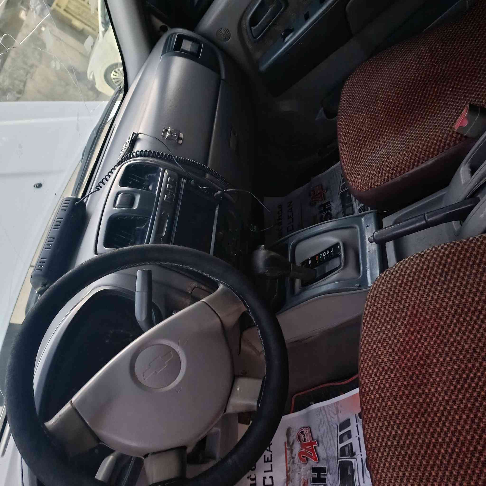 السلام عليكم شوفر لوف بيك أب دبل قماره موديل 2005 سياره مال مزاد كير ومكينه محوره بطه مكاني بغداد لبياع سعر 50  جاد يتصل على الرقم لخاص مغلق ***********
