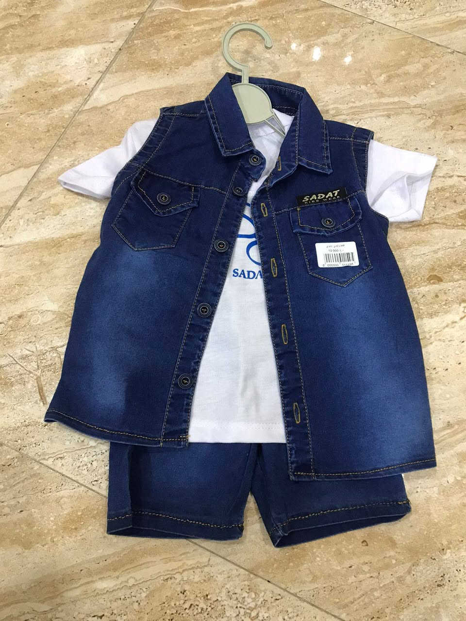 اخر قطع جدد للبيع


**إذا كنت صاحب هذا الإعلان وتريد حذفه لأي سبب، رجاءا أرسل رسالة إلى الدعم الفني**