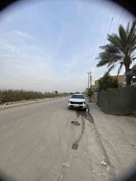 سلام عليكم بيت للبيع مساحه 90 م
موقعه عل مشروع قرب مدرسه البذره الصالحه
بناء طابوك سطح مسلح شتايكر مصار هواي منسويته
يحتوي على غرفه نوم + استقبال + خدمات 
مدخلين البيت مدخل عل استقبال ومدخل عل مطبخ
هـ ***********
