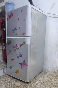 ثلاجه يابانيه اصليه بخاخ نظيفه جدا السعر ١٢٥ الف  للاستفسار الاتصال عل...