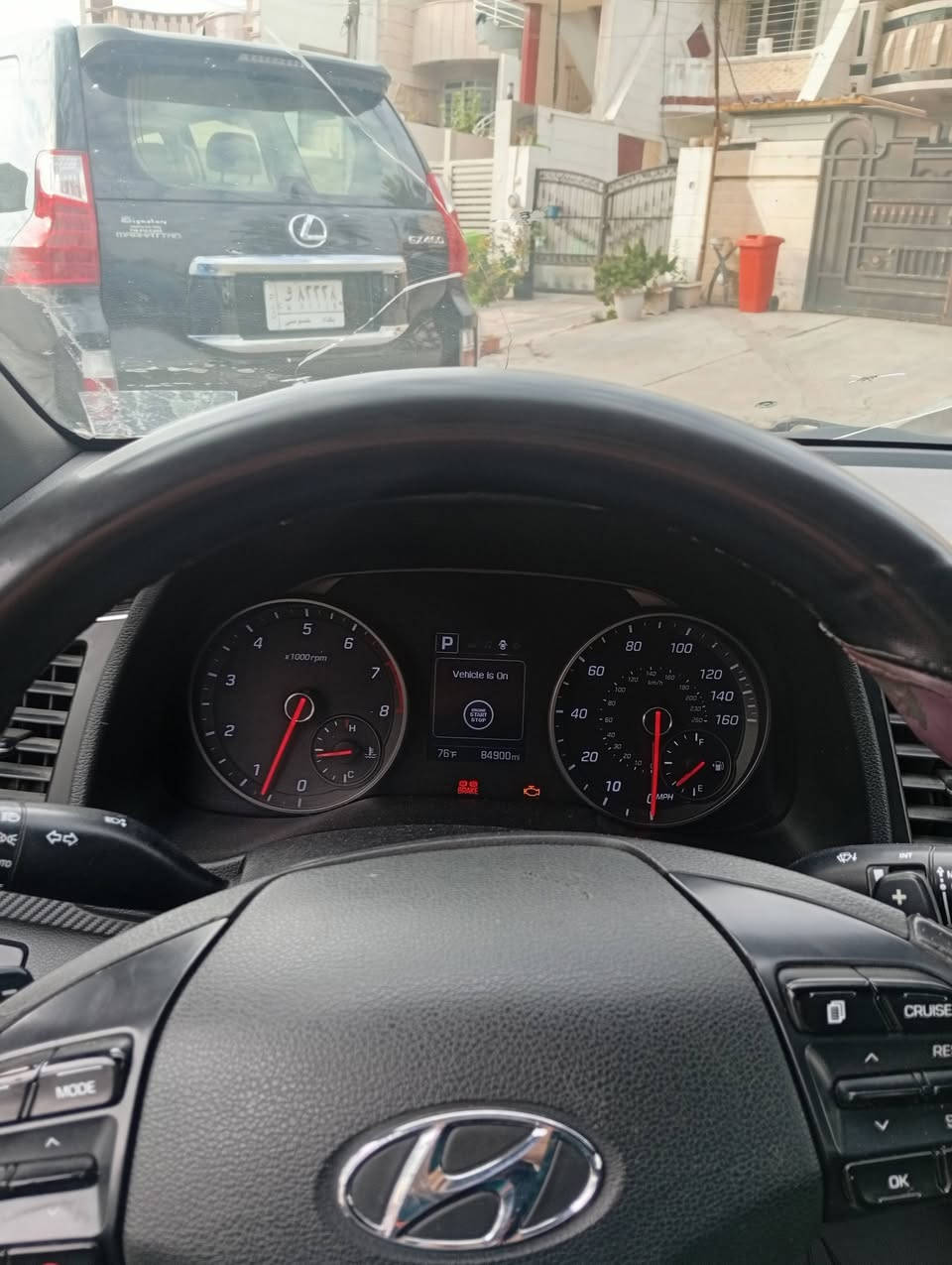 النترا موديل 2018  sport محرك تيربو بيه 3 قطع السيارة كامله تخم تأير جديد فقط دبلات اماميه
المواصفات 
نقطه عمياء 
تدفئ بالكشنات
فتحه سقف 
كاميرا خلفيه 
بصمه
للبيع او مراوس للاستفسار ***********
السعر 120 وبيه مجال
