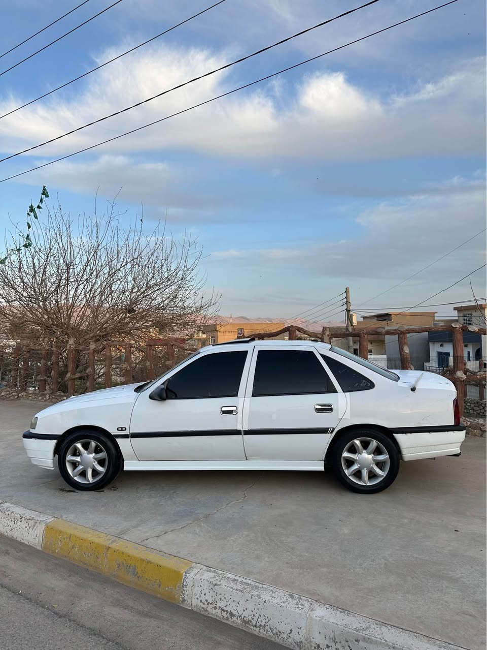 لەسەر ئیزنی کاکی ادمین فڕۆشتنی خیرااا   ئۆبڵ ڤیکتڕا بێ بۆیاخە (14 وەڕەقە  😱)35   هەزار مۆدیل (1993 ) سەیارەکە  ( سەنەویە وەکا لەیە هەزەی نوێە )مەکینەی (18 ) گیڕومەکینە بەشەرت سەیارەکە بێ بۆ یاخە  ناو داخیلی وەک شەریکە ماوەتەوە دەحمی بشتوو بێ شی نیە  (4)تایەوە ویلی ئینفنیتیم بۆ بەستاوە    خایسی نیە کارەبای هەموو بەشەرت بەگ لایت جواری  تەنجیل گەرمی هەمووی ئیشدەکات زۆر زۆر تندوو تۆڵە بۆزانیاری زیاتر بێوەندیم بێوە بکەن  (*********** ) ناو نیشان کۆیە كويسينجاك, أربيل
