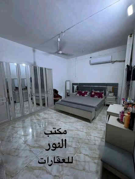 للبيع بيت 125 متر طابو صرف طابقين

حي ميسان قطاع 24 قرب شارع 60

بناء درجة اولى صب كونكريت مسلح 

الطابق الاول غرفة وصالة ومطبخ واستقبال وصحيات داخلية وخارجية ومكشوفة وطارمة

الطابق الثاني هيكل ثلاث غرف وصالة وصحيات

السعر 113 مليون وبي مجال

للاستفسار *********** اتصال او واتساب
