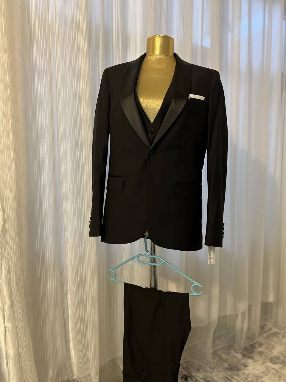 ئەم قات و ریباتانە بۆ فرۆشتن زۆر کەم بەکار هاتون


**إذا كنت صاحب هذا الإعلان وتريد حذفه لأي سبب، رجاءا أرسل رسالة إلى الدعم الفني**